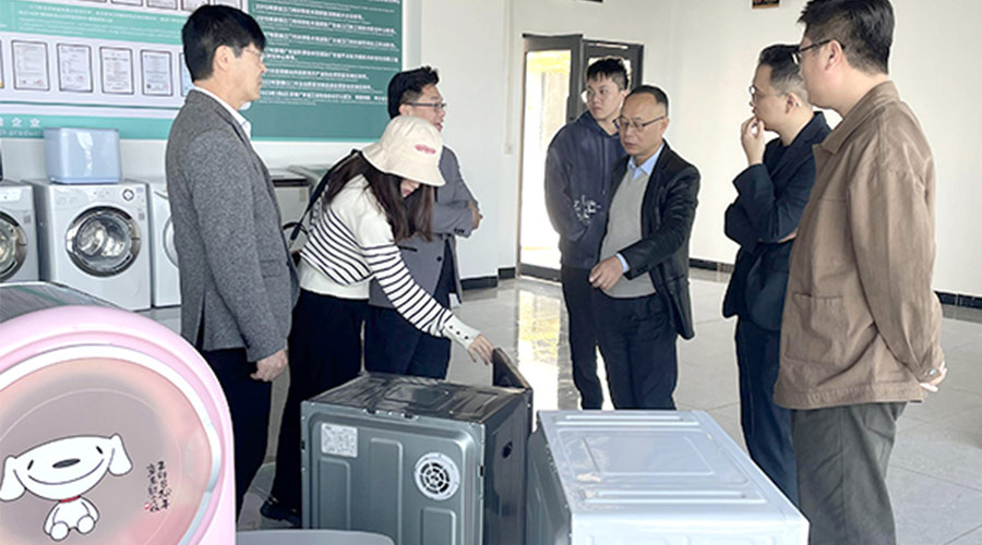 再續(xù)前緣！客戶遠(yuǎn)道而來(lái)到訪金環(huán)電器洽談滾筒干衣機(jī)合作
