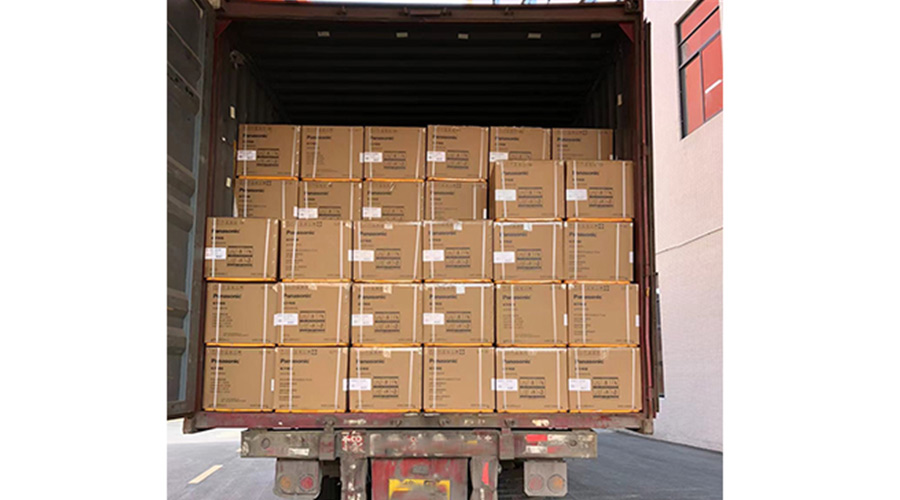 國內(nèi)知名品牌客戶裝柜完畢！順利發(fā)貨！